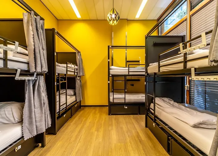 Hostelle - female only hostel Amsterdam