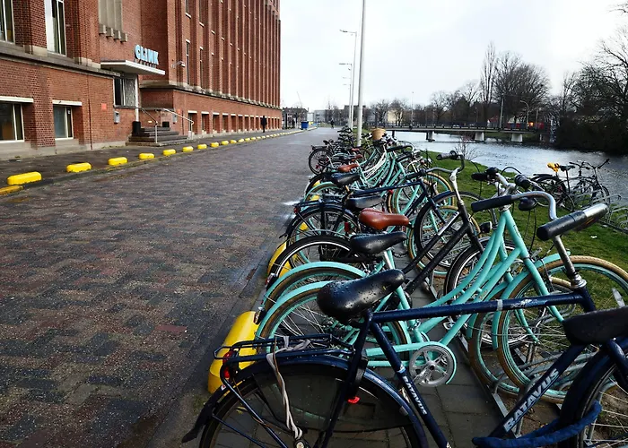 Clinknoord Hostel Ámsterdam